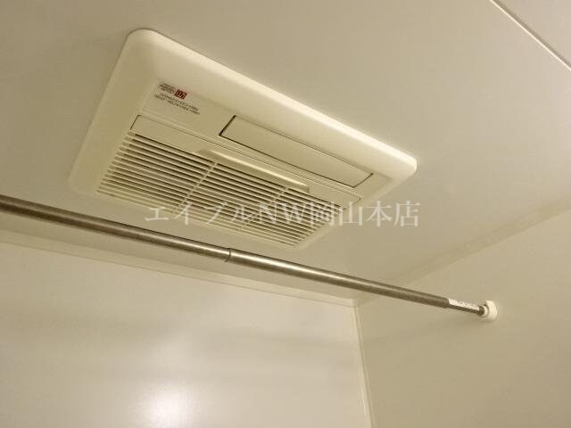  ＢＬＵＥ　ＴＥＲＲＡ