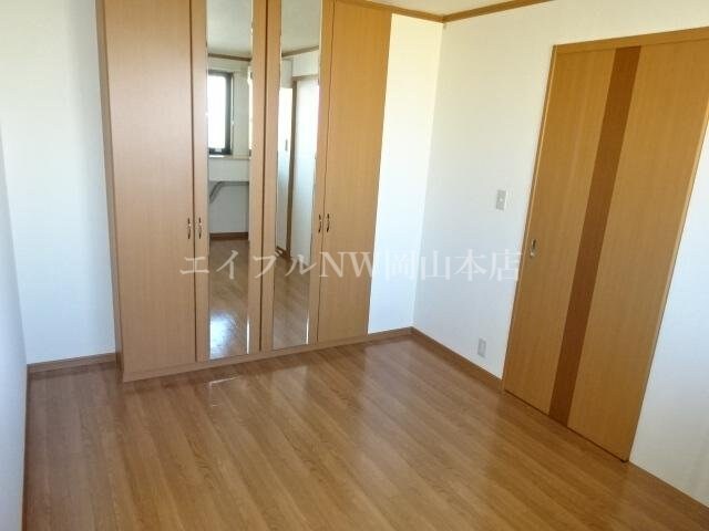  ＢＬＵＥ　ＴＥＲＲＡ