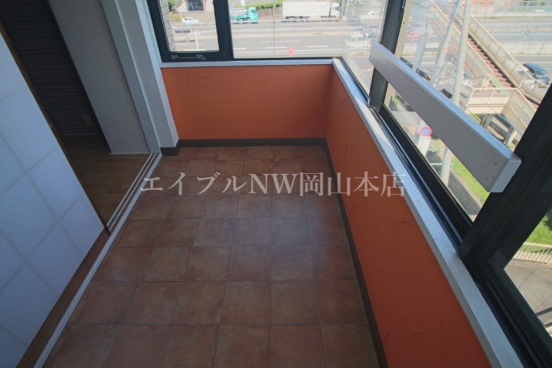 インナーバルコニー ラフィネヴィラ豊成