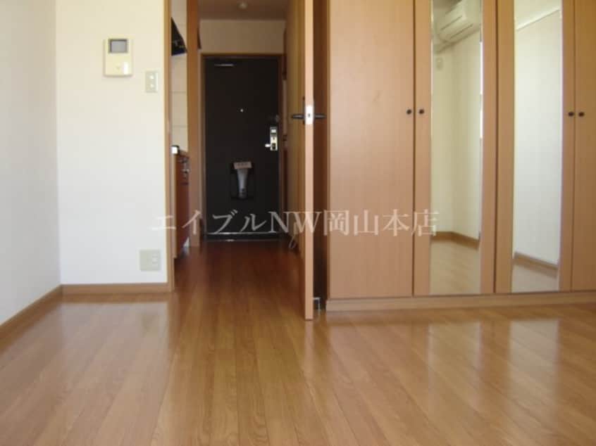 洋室 アルカディア