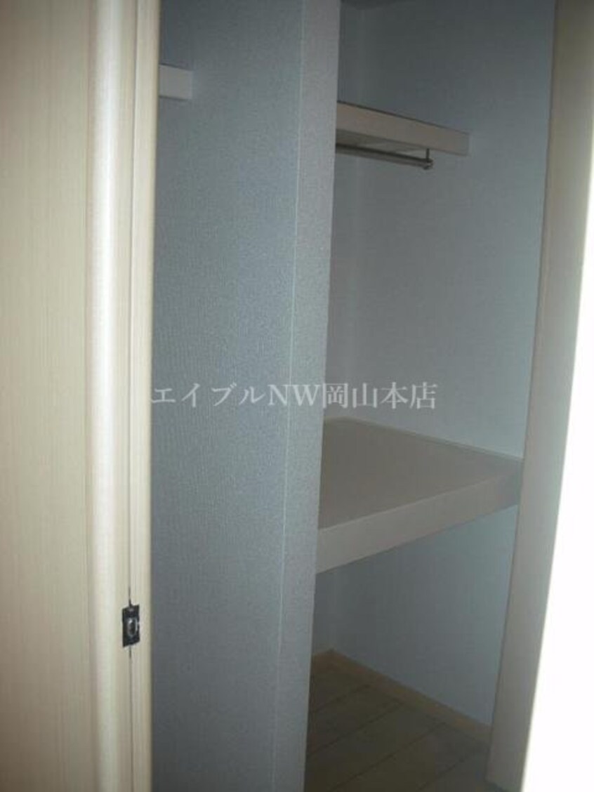  レジデンス西川