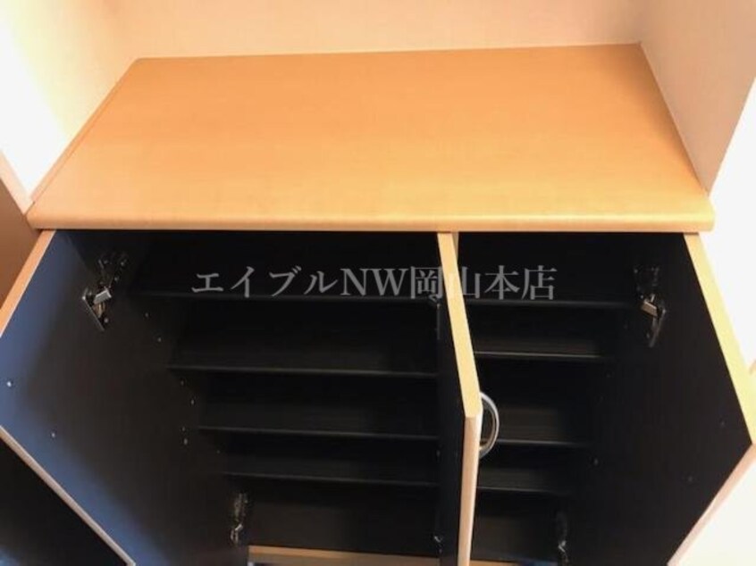 下駄箱 シェルル