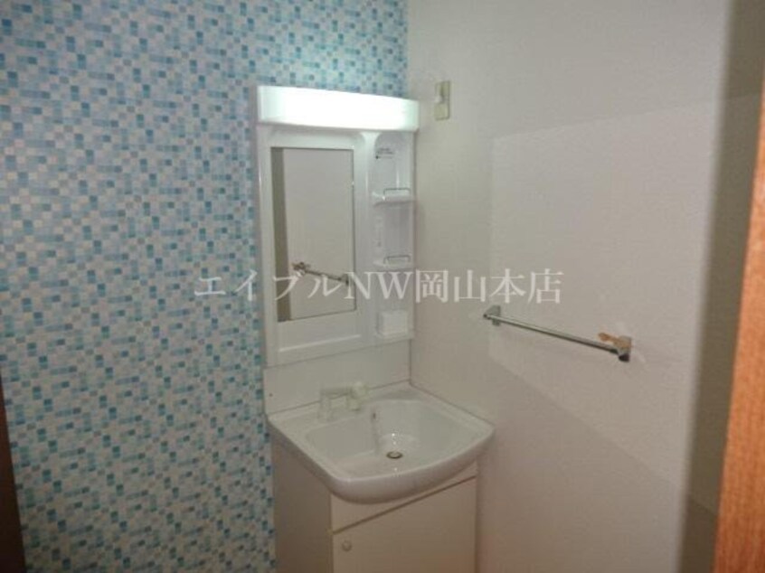 洗髪洗面化粧台 ティーワイケイ