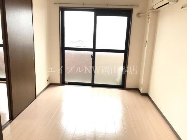 室内 ティーワイケイ