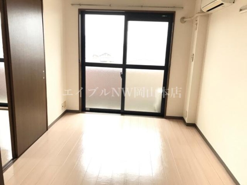 室内 ティーワイケイ