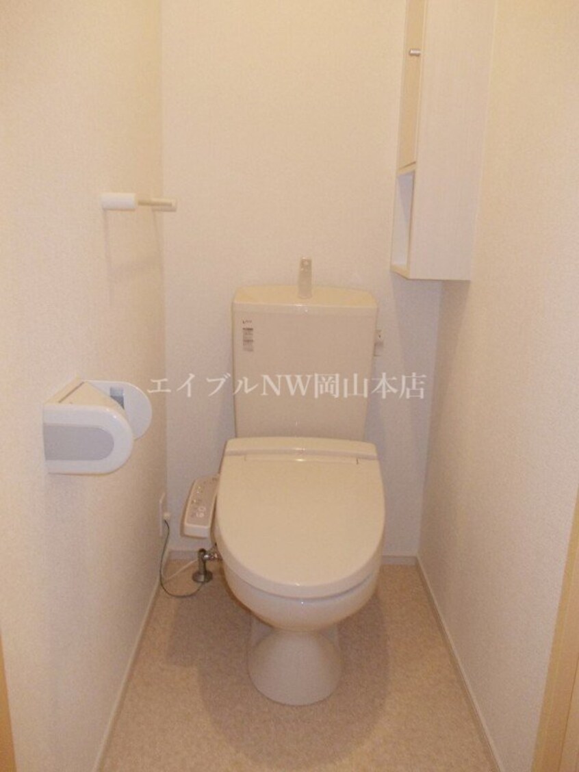  アンヴィーニュ