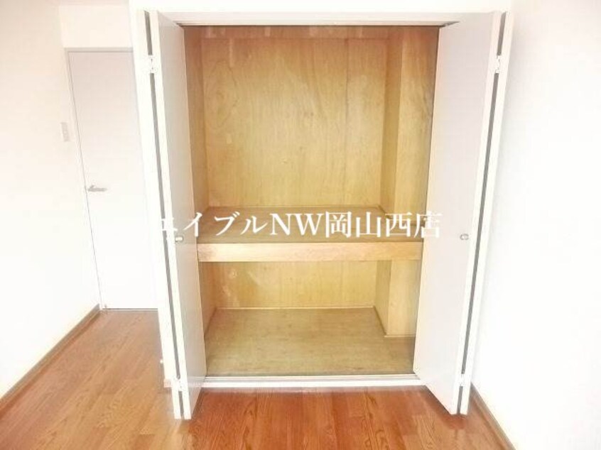 収納 フラット新屋敷