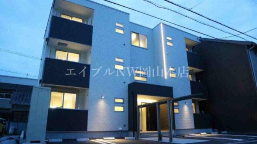  REGALEST 岡山駅西