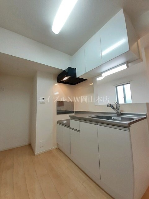  ウエスト・パル