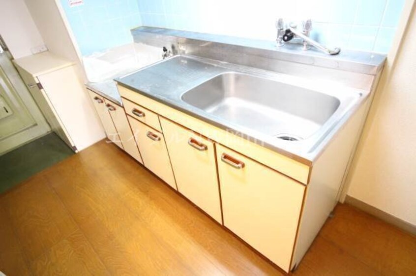  リファーマンションナオイ