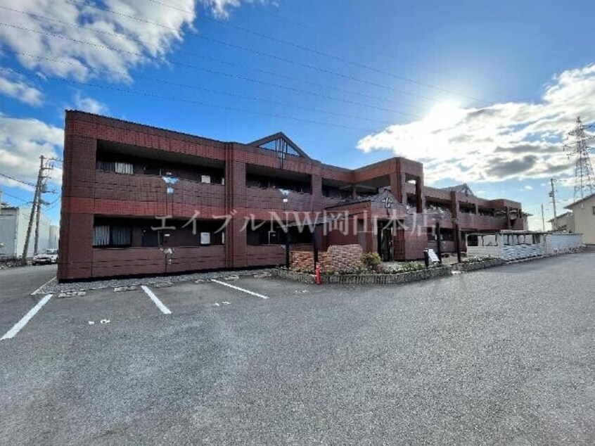  ピア・ファミール