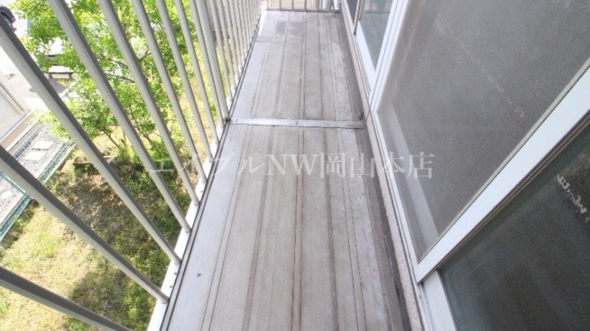  ニューハウジング