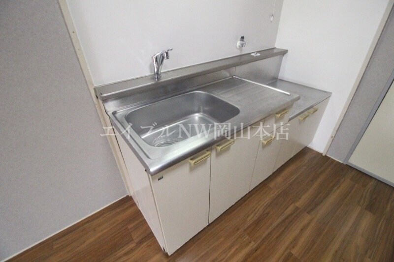  ガーデンハイツ南輝　B棟