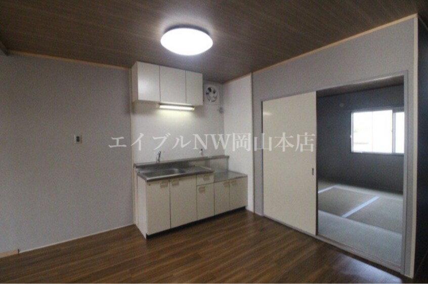  ガーデンハイツ南輝　B棟