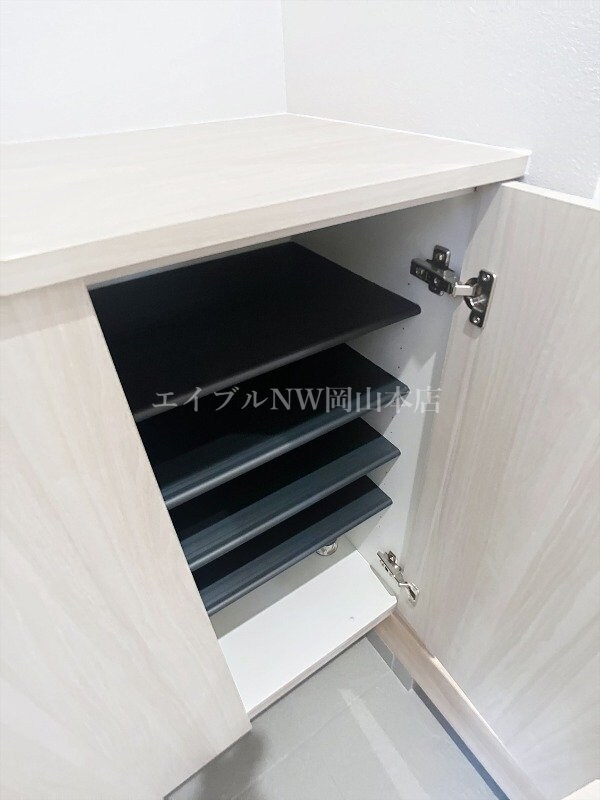  メゾンｙａｓｕｉ　B