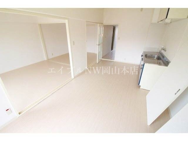 リビング カウル十日市