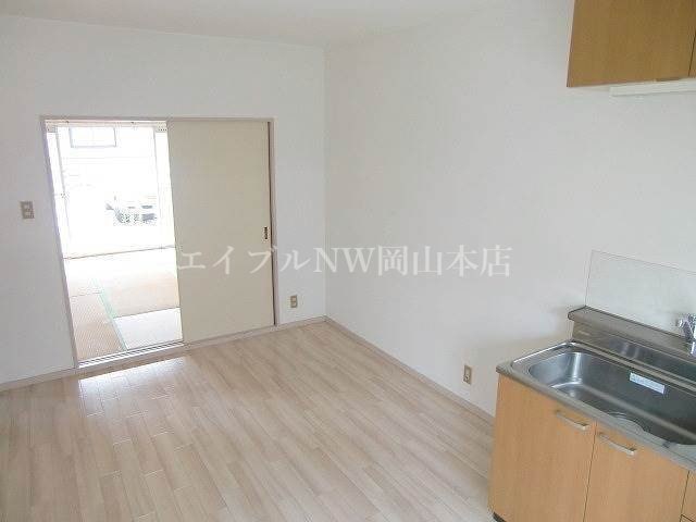  ヒューマンズライフ西市