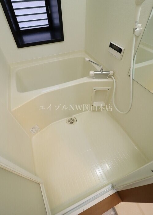  コートヴィレッジ若沼　A棟