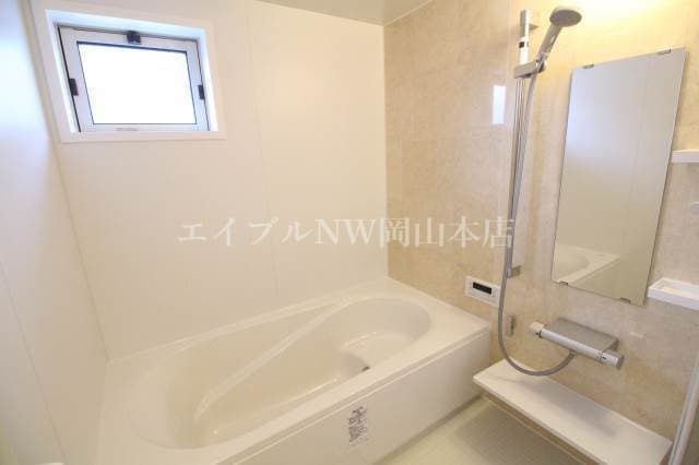  ジーナ　ブルーメ