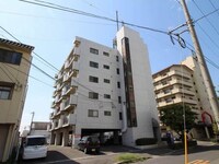 グランデュール今