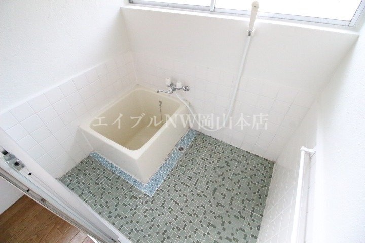  当新田貸家