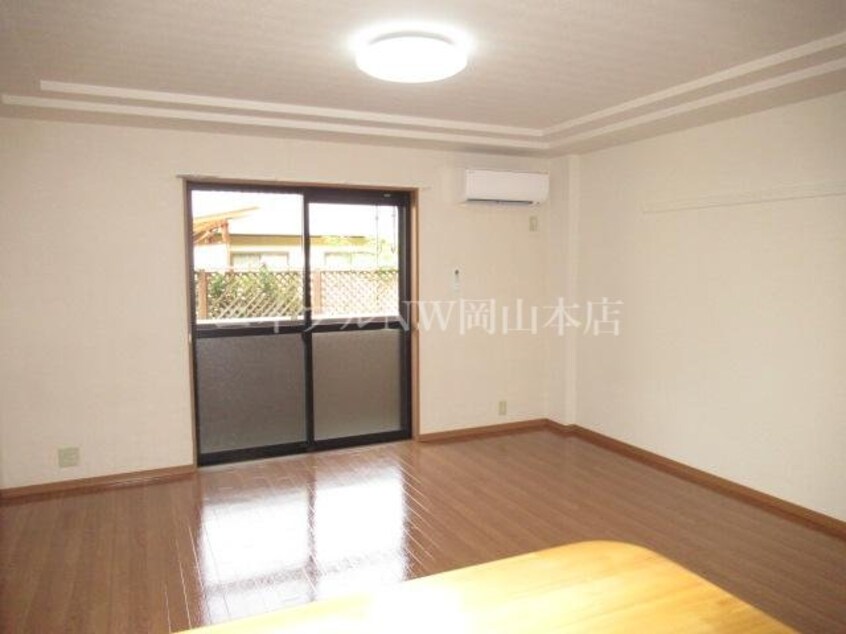  レジデンス　スワニーⅢ