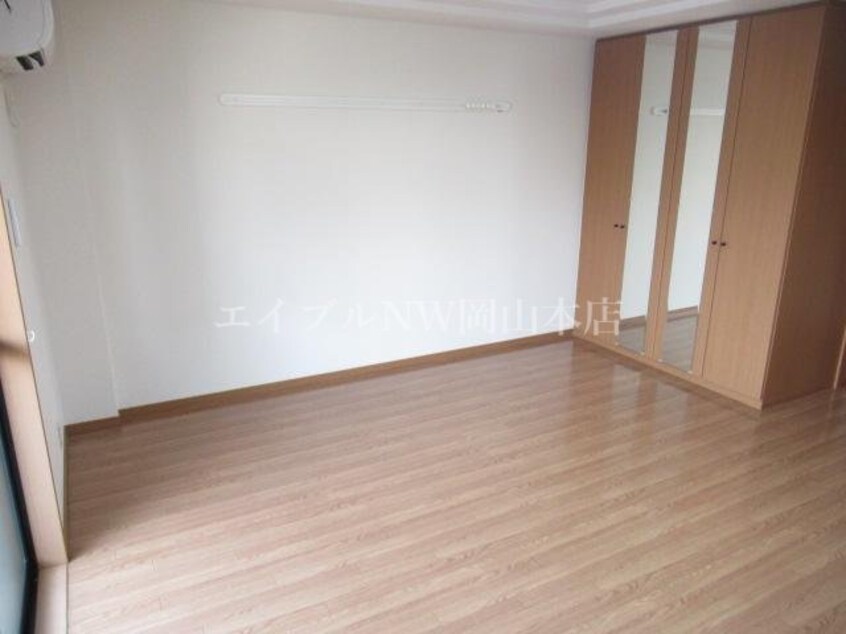  レジデンス　スワニーⅢ