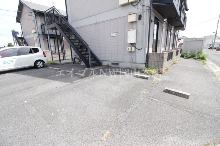 駐車場 ラッキー下中野