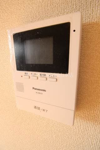 セキュリティ シャーメゾンスイート　C棟