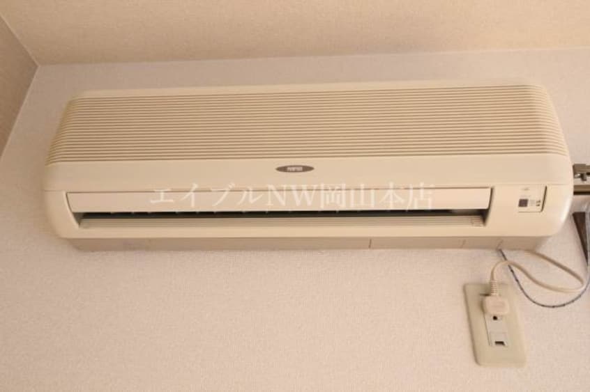 エアコン シャーメゾンスイート　C棟