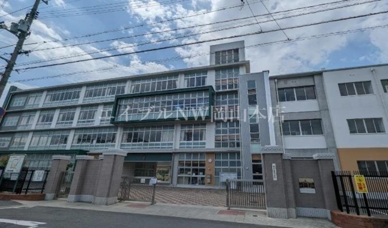 岡山市立鹿田小学校(小学校)まで718m アリベ東古松
