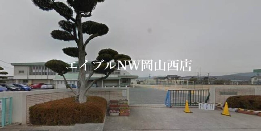 岡山市立加茂小学校(小学校)まで1623m レオパレスアステカ