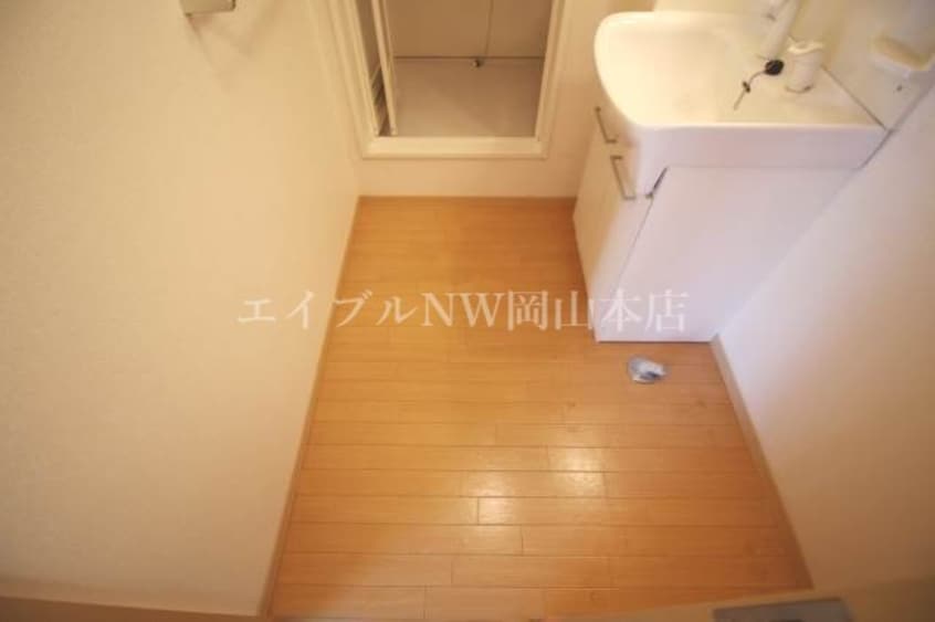  シャーメゾン　ブローディア