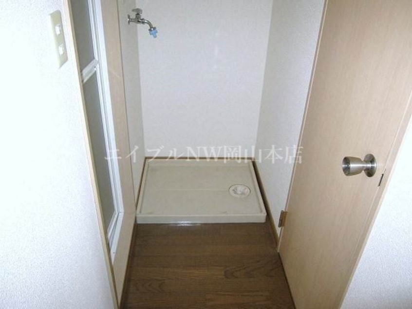 洗濯機置き場 パルフィオーレＦ