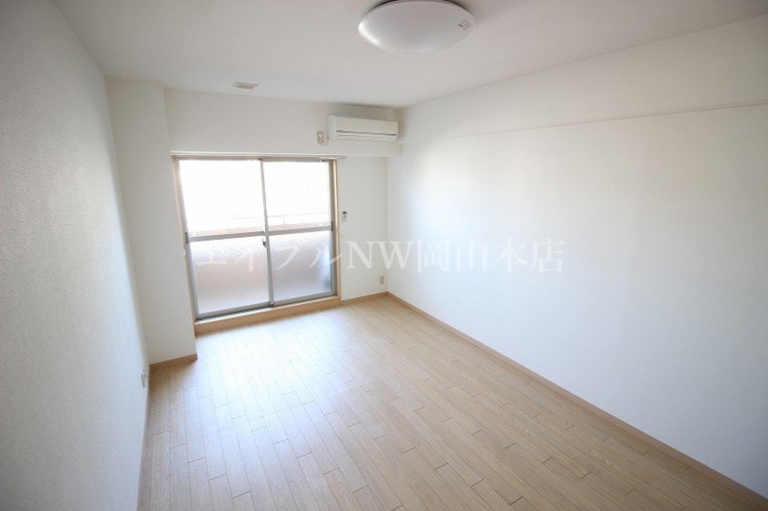  コンソラーレ春日町