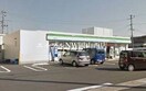 ファミリーマート岡山国府市場店(コンビニ)まで404m スカール中井