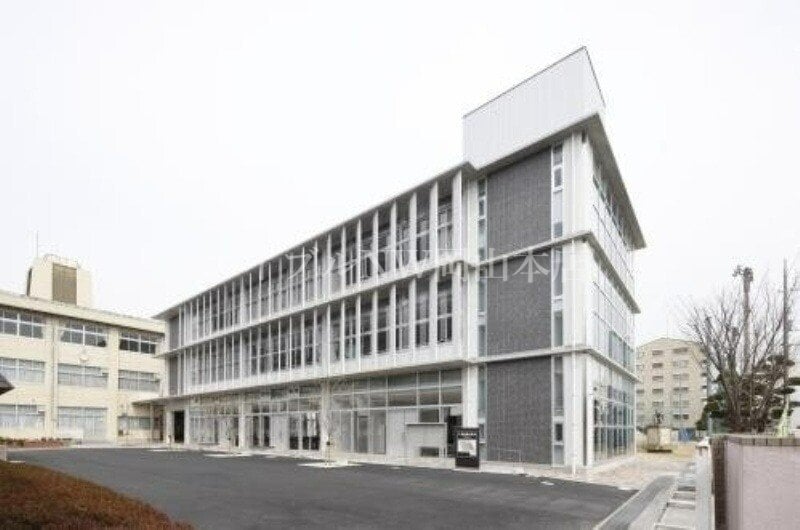 岡山市立西小学校(小学校)まで744m ウェーブレジデンス北長瀬