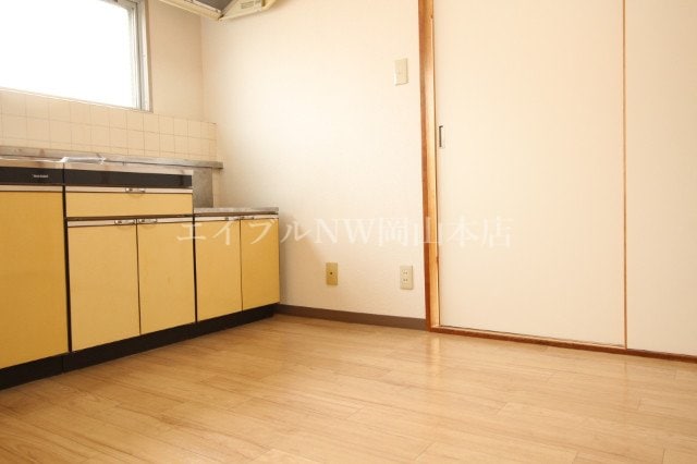  プレアール春日町