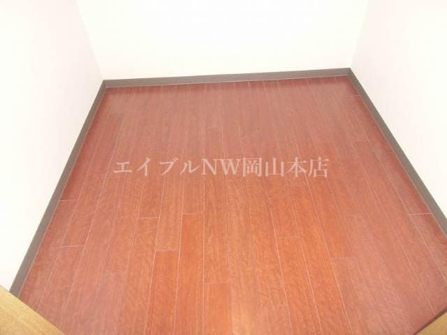 収納 レジデンス山地