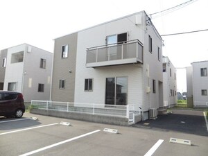 西市貸家