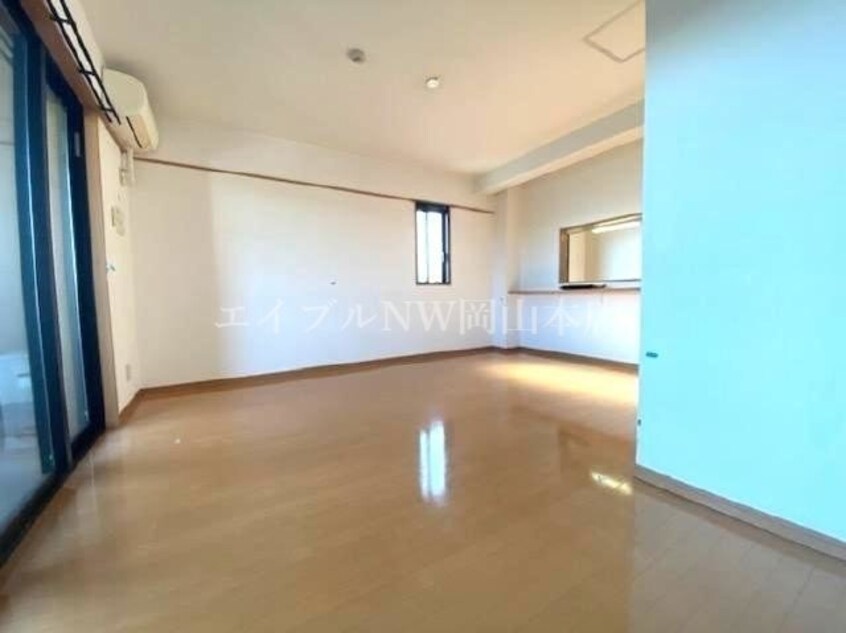  コート・ラベンダー北長瀬