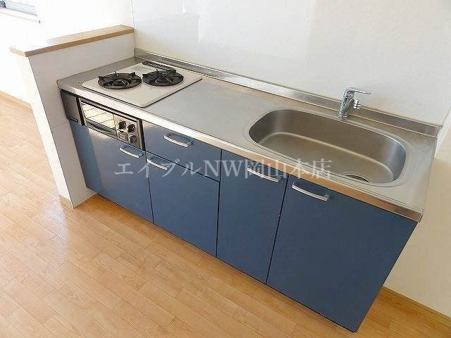 キッチン（別タイプ部屋写真） ロッコレジデンス