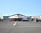 ファミリーマート築港新町店(コンビニ)まで516m ハピネス21