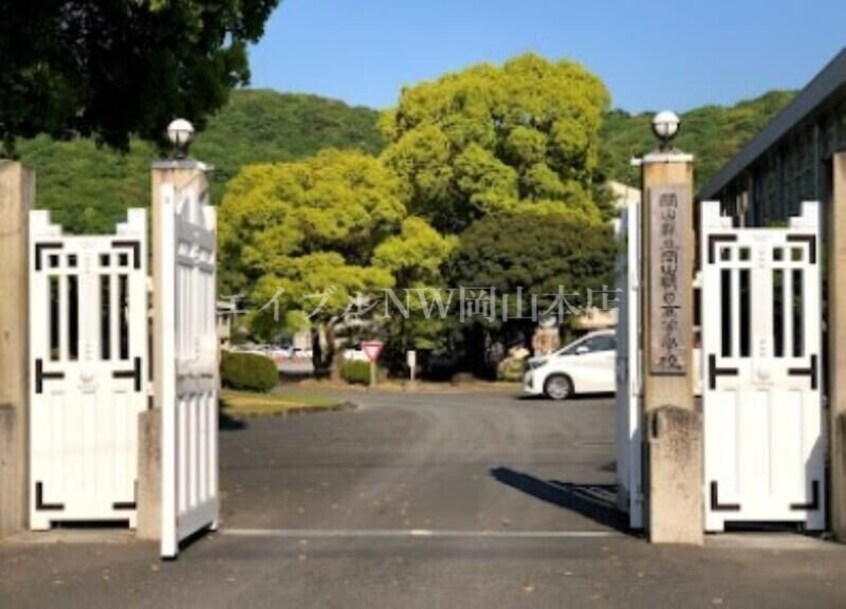 岡山市立鹿田小学校(小学校)まで472m ラジール東古松