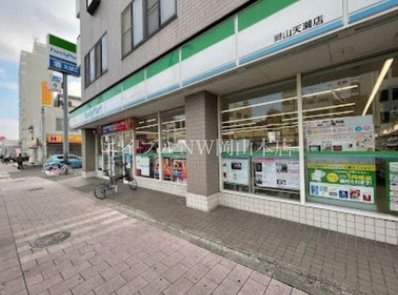 ファミリーマート岡山天瀬店(コンビニ)まで383m S-RESIDENCE表町