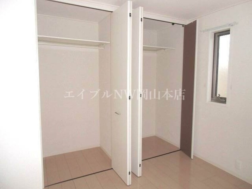 収納 ファーストコートＢ