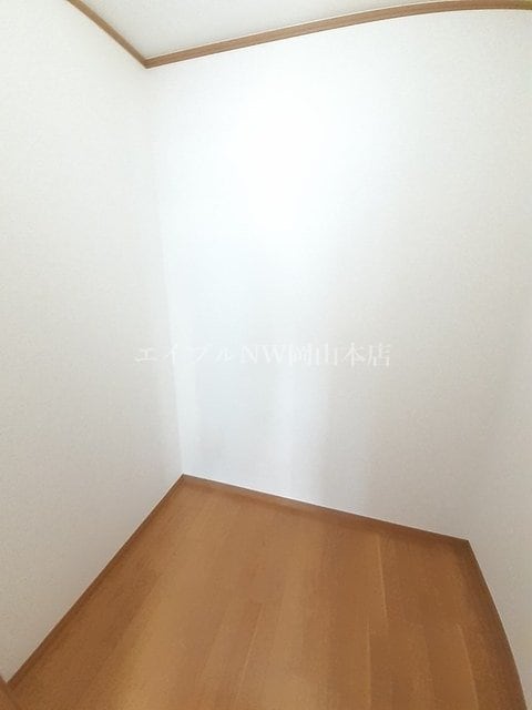  プティウエスト