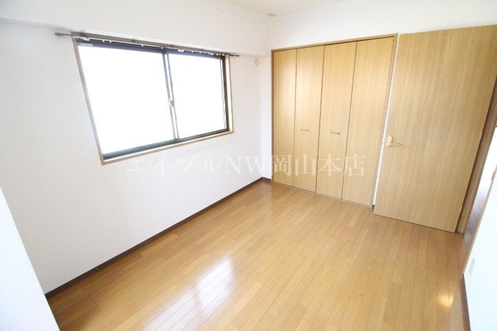 寝室 クレール長瀬