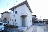 シャーメゾンＴＯＭＯ　A