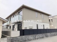 ウッディパレス